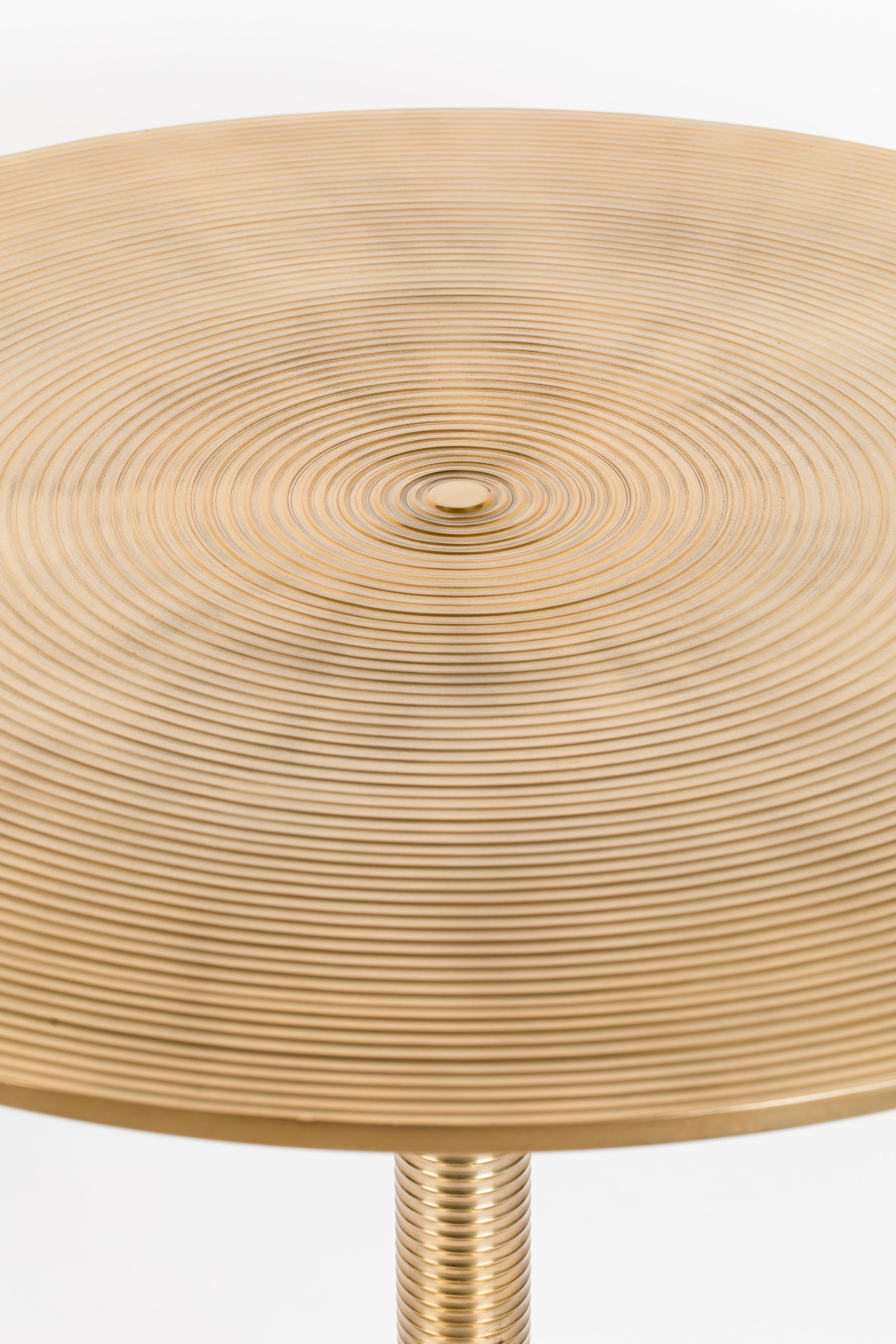Bold Monkey Hypnotising Gold Round Dining Table